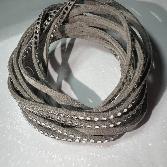 New Never Worn Authentic Swarovski Slake Bracelet in Grey - Picture 8 of 12